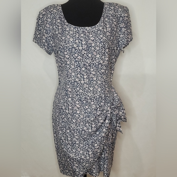 Elisse Vintage Summer Floral Hip-Wrap Short Sleeve Sheath Dress - Size M 9/10 - Picture 1 of 9